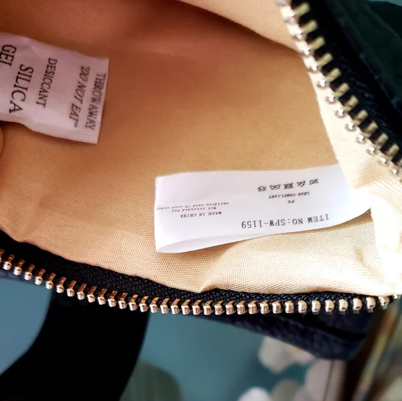 Convertible Purse Wallet Clutch Cross-Body Bag - NWOT - Picture 7 of 14